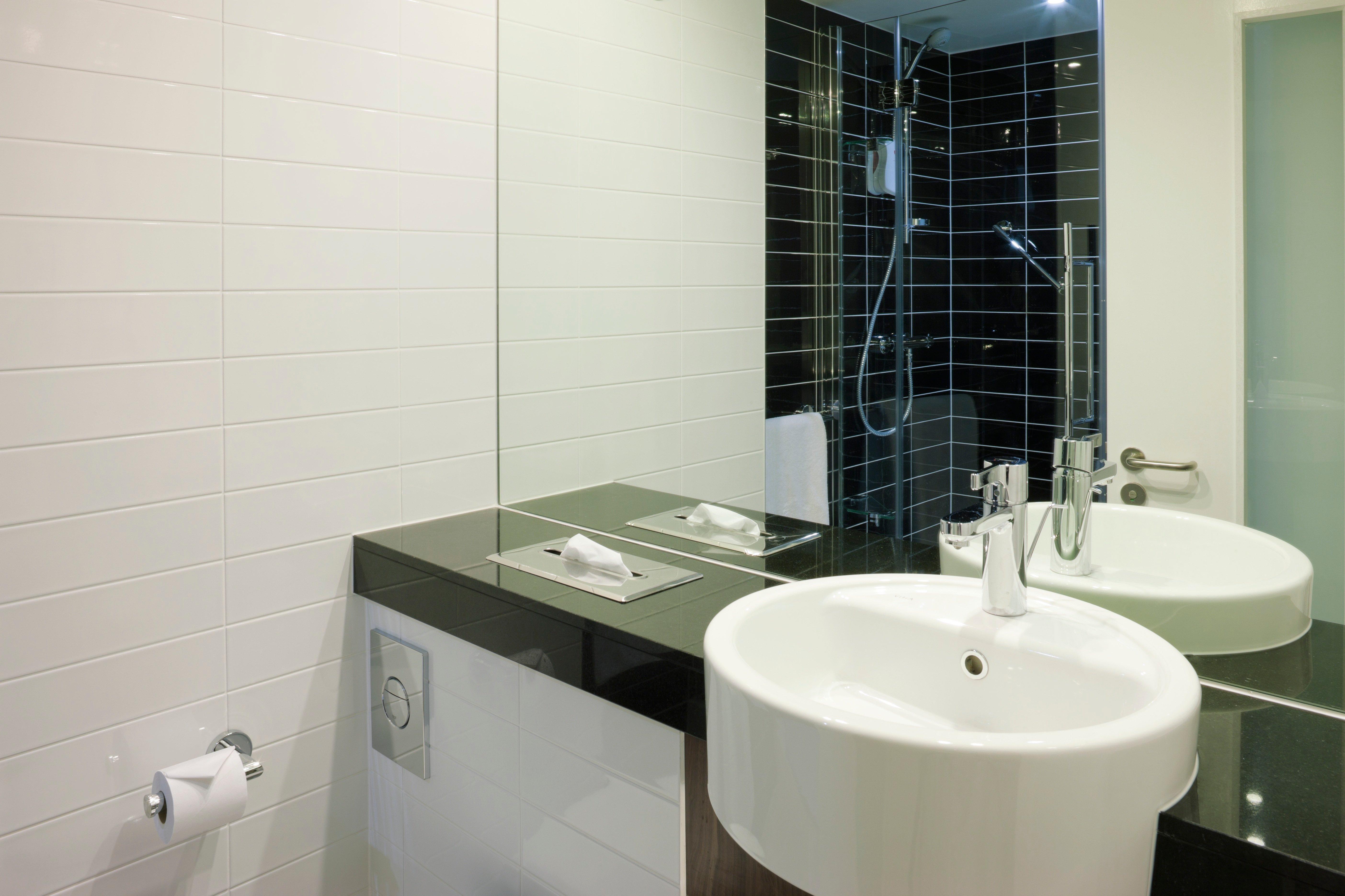 Holiday Inn Express Cambridge Duxford M11 Jct 10 By Ihg Bagian luar foto