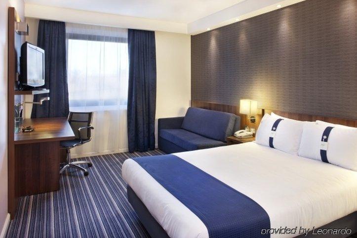 Holiday Inn Express Cambridge Duxford M11 Jct 10 By Ihg Ruang foto