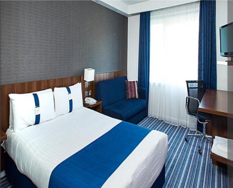 Holiday Inn Express Cambridge Duxford M11 Jct 10 By Ihg Bagian luar foto